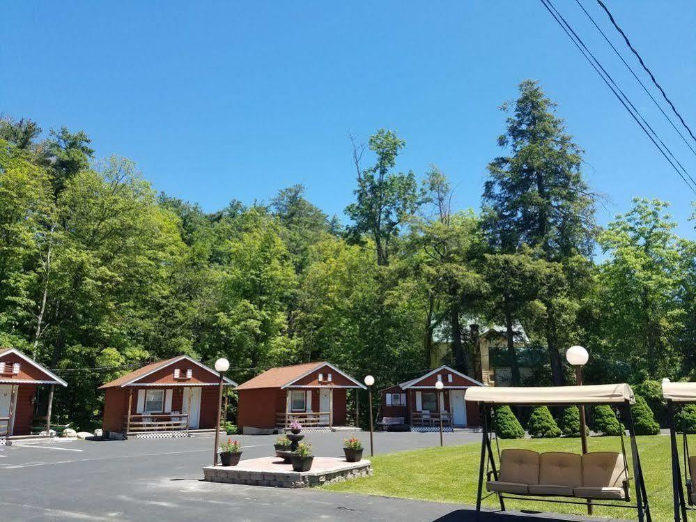 Seven Dwarfs Motel & Cabins Lake George Exteriör bild